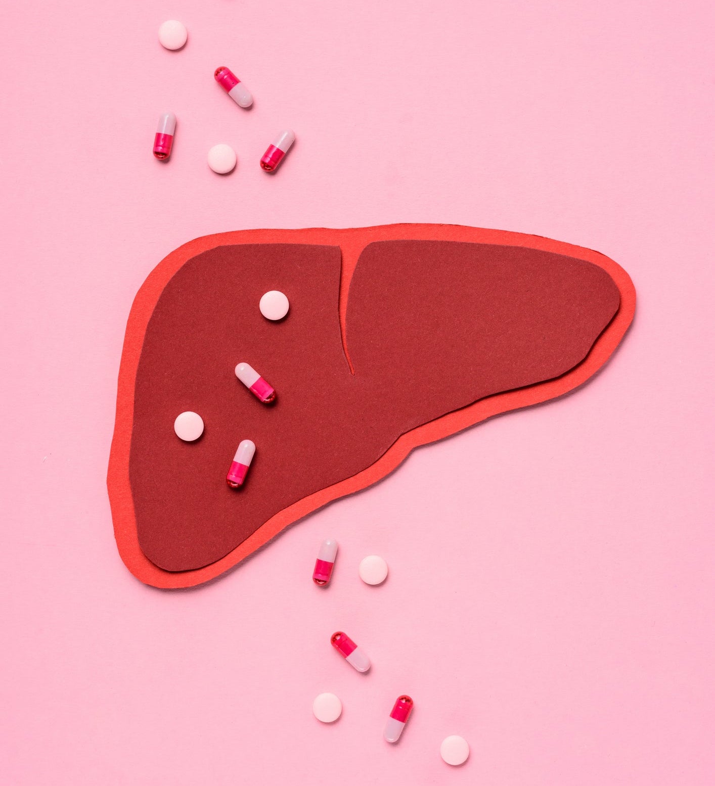 illustratie-lever-belasting-door-dagelijkse-prikkels-en-traditionele-supplementen-met-subliguale-sprays-als-oplossing