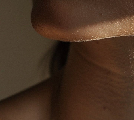 fenna-lifestyle-vrouw-tot-rust-in-daglicht